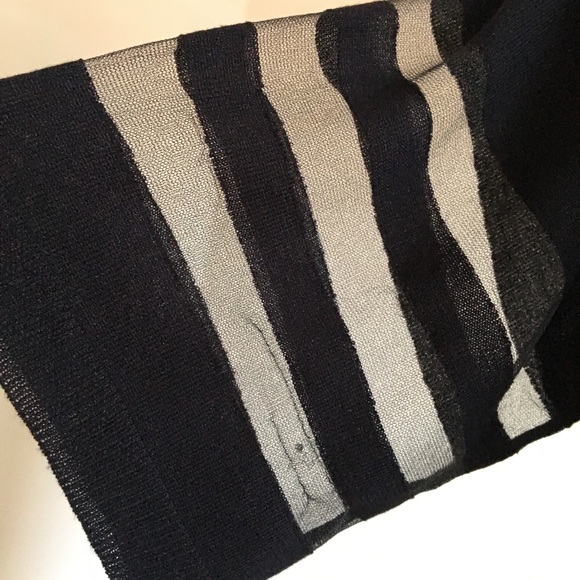 Minnie Rose Ten (10) Jersey Shirt Size Medium - Picture 3 of 8